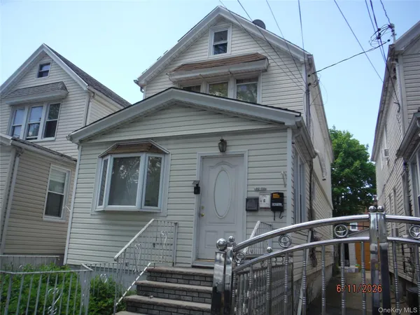 $574,900 | 90-58 199th Street | Bellaire West
