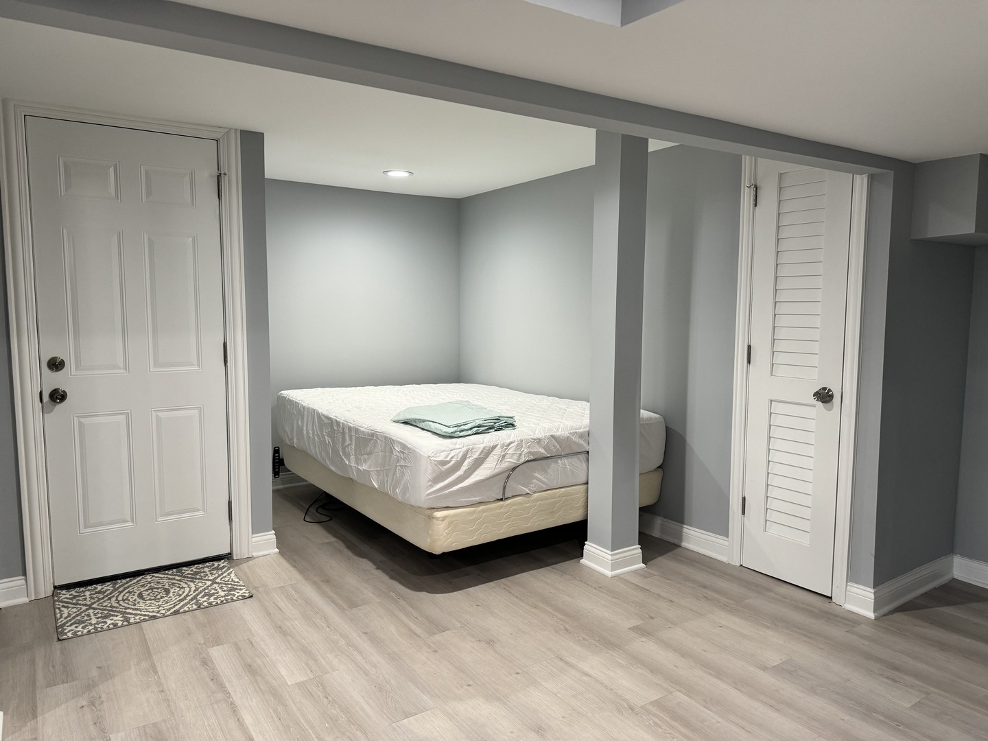 473 East Elm Street Sycamore, IL 60178 - Photo 20 of 21 a bedroom with a bed and a table