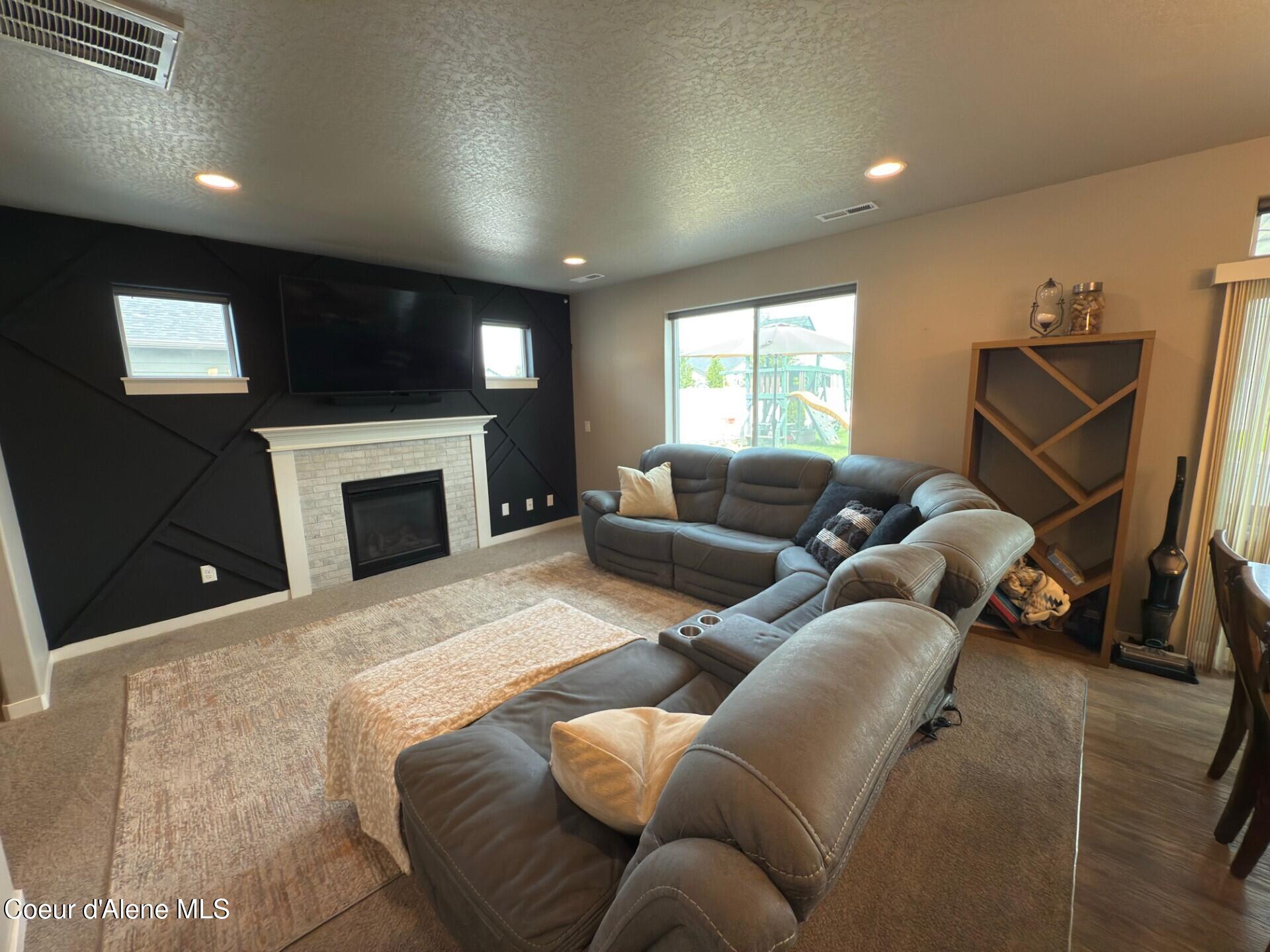 6229 West Irish Circle Rathdrum, ID 83858 - Photo 16 of 37 6229 Irish (9)