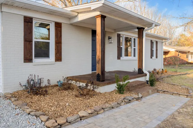 $239,900 | 871 Northwood Drive, Huntingdon, TN 38344