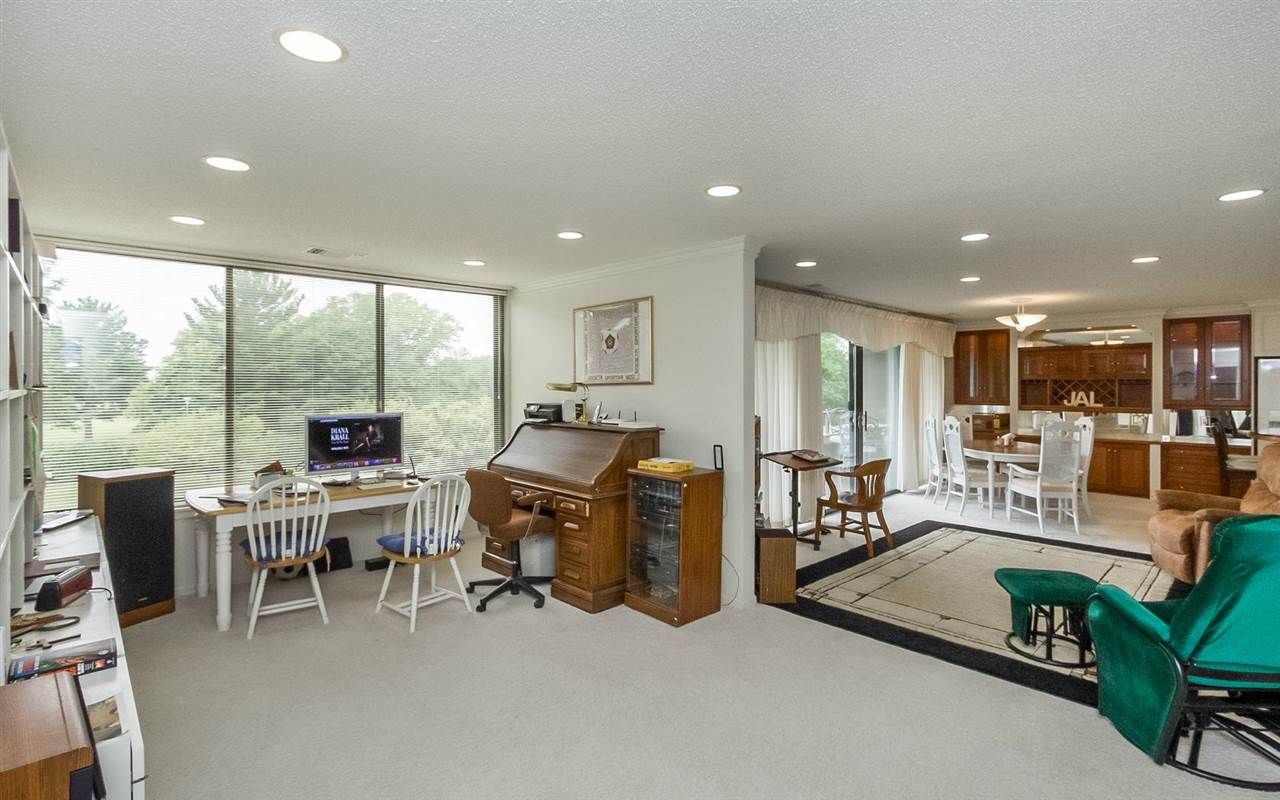 820 Club House Road, Unit 3B North Liberty, IA 52317 - Photo 4 of 27 Gallery Image 4