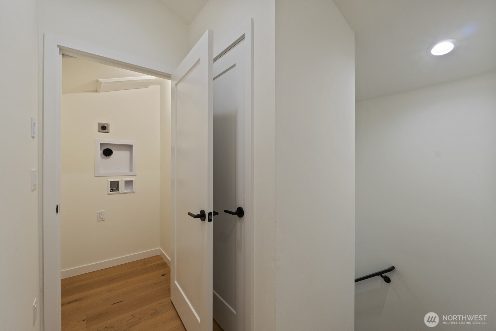 2731 Northeast 87th Street Seattle, WA 98115 - Photo 20 of 26