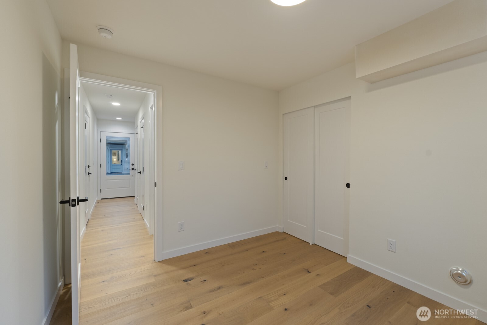 2731 Northeast 87th Street Seattle, WA 98115 - Photo 7 of 26
