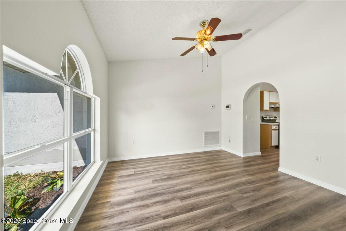 975 Castile Road Southeast Palm Bay, FL 32909 - Photo 5 of 24 tempImageFRPPPm