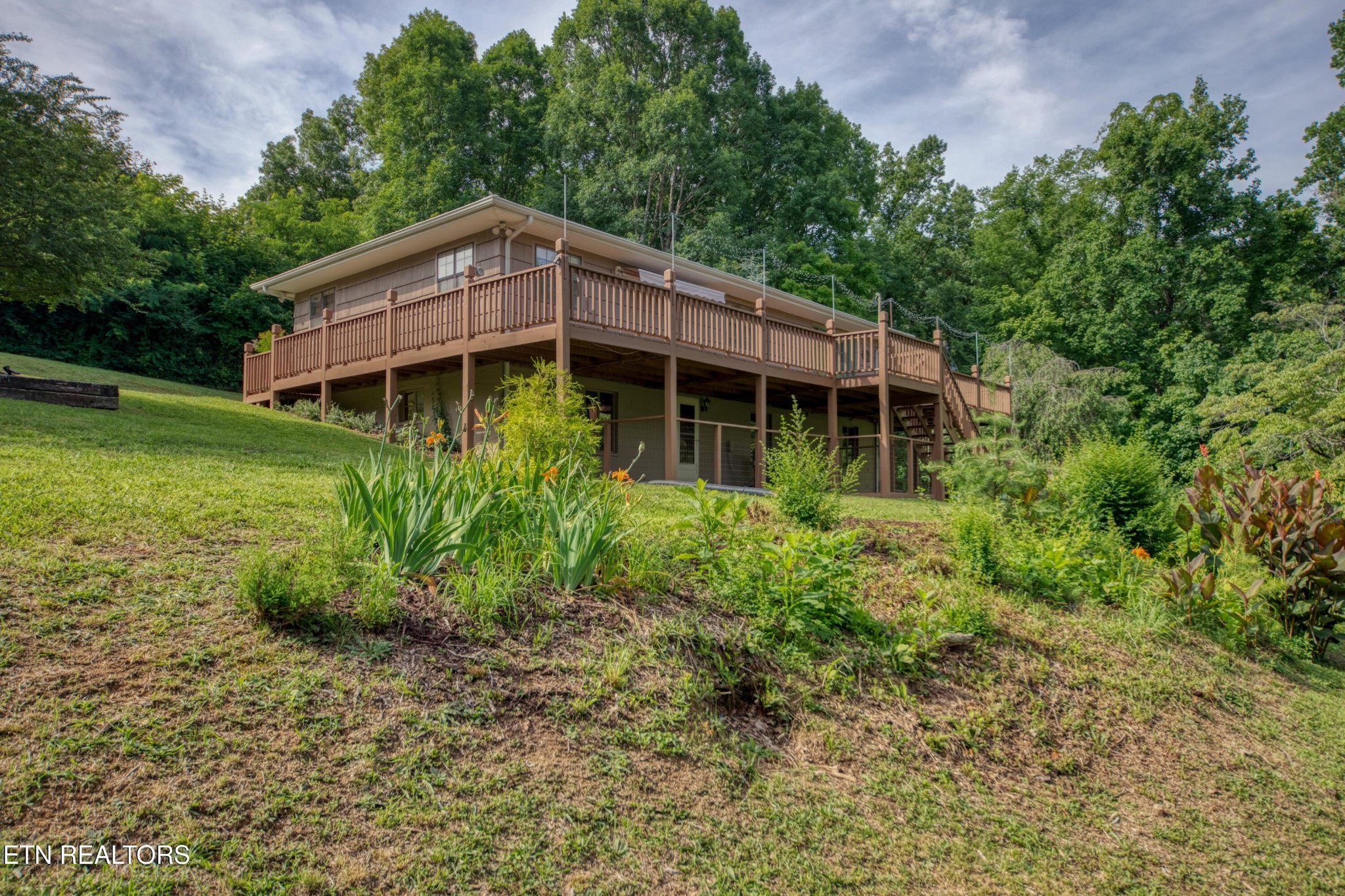 3054 Sinking Springs Road Knoxville, TN 37914 - Photo 30 of 31 Gallery Image 30