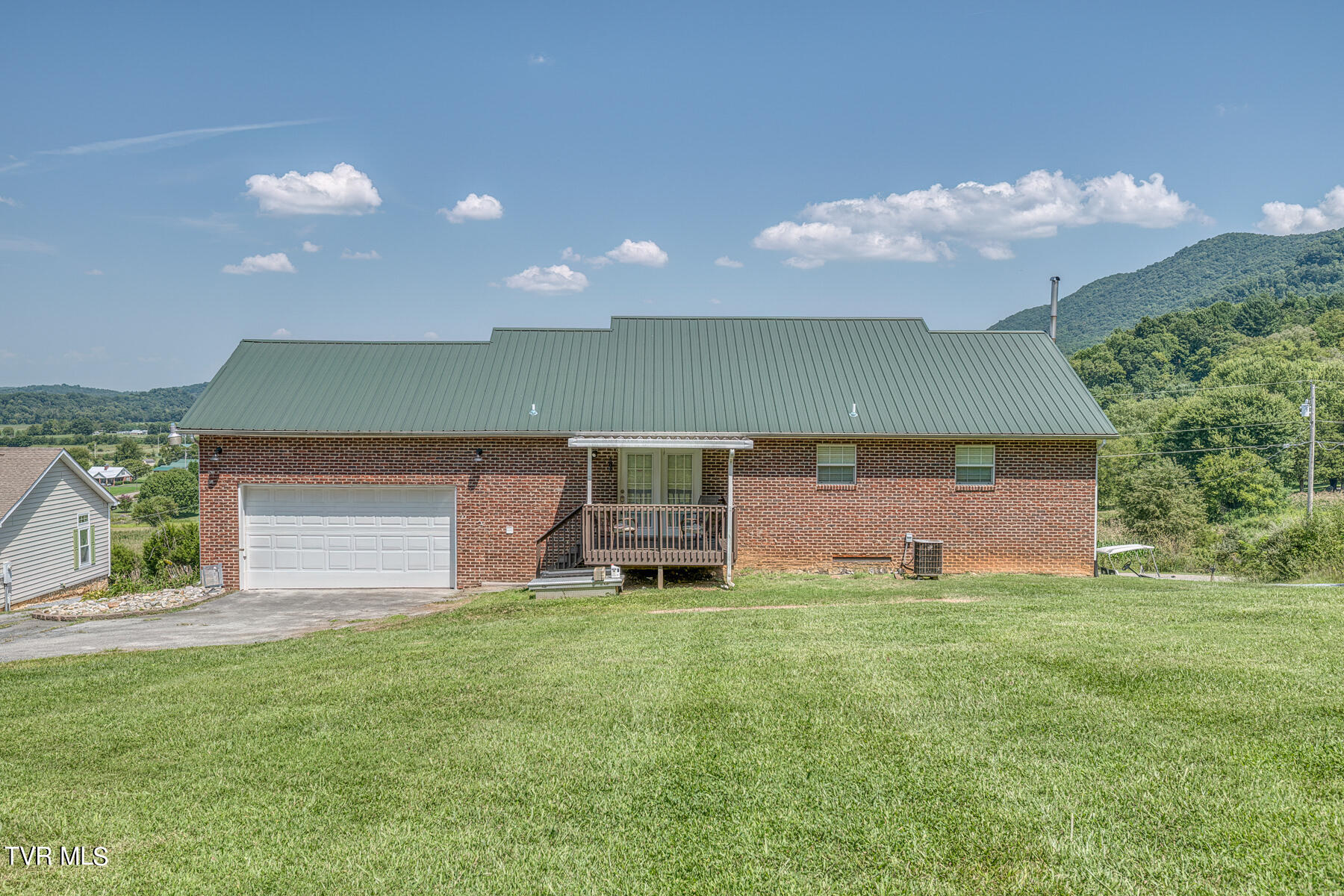 118 Hoyle Fender Road Jonesborough, TN 37659 - Photo 21 of 30 118 Hoyle Fender Rd-24