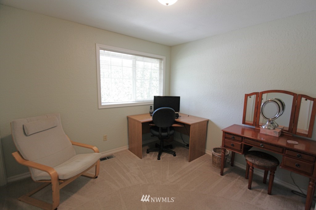 1922 169th Place Southeast Bothell, WA 98012 - Photo 14 of 24