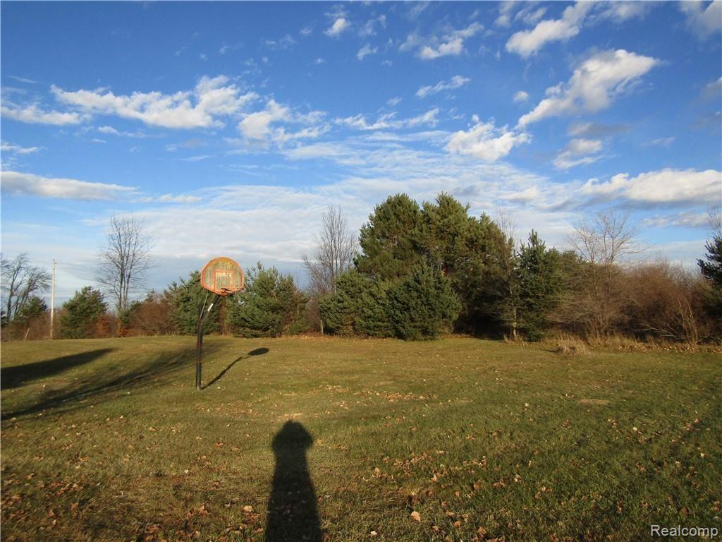 1823 West Lovejoy Road Perry, MI 48872 - Photo 22 of 55 IMG_0206.JPG