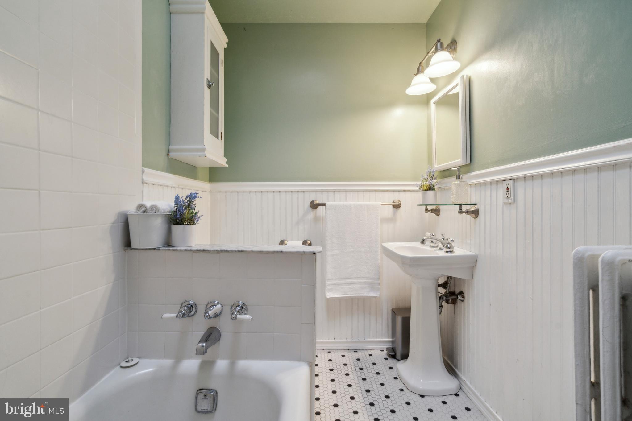 7862 Devon Street Philadelphia, PA 19118 - Photo 18 of 25