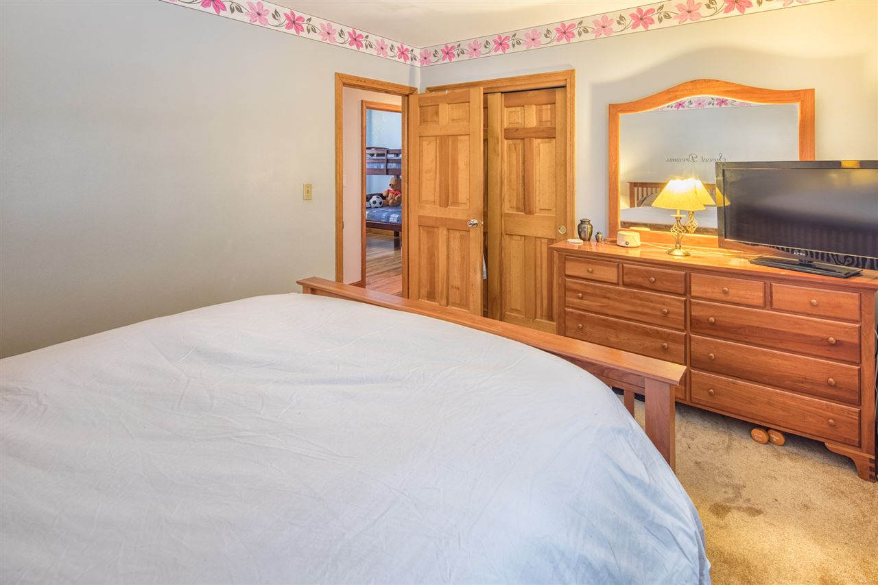 8 Maplewood Avenue Rochester, NH 03867 - Photo 12 of 22