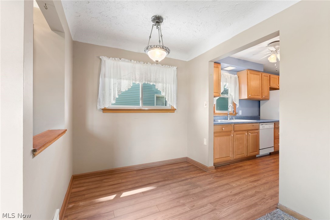 30104 Barjode Road Willowick, OH 44095 - Photo 6 of 27 Gallery Image 6
