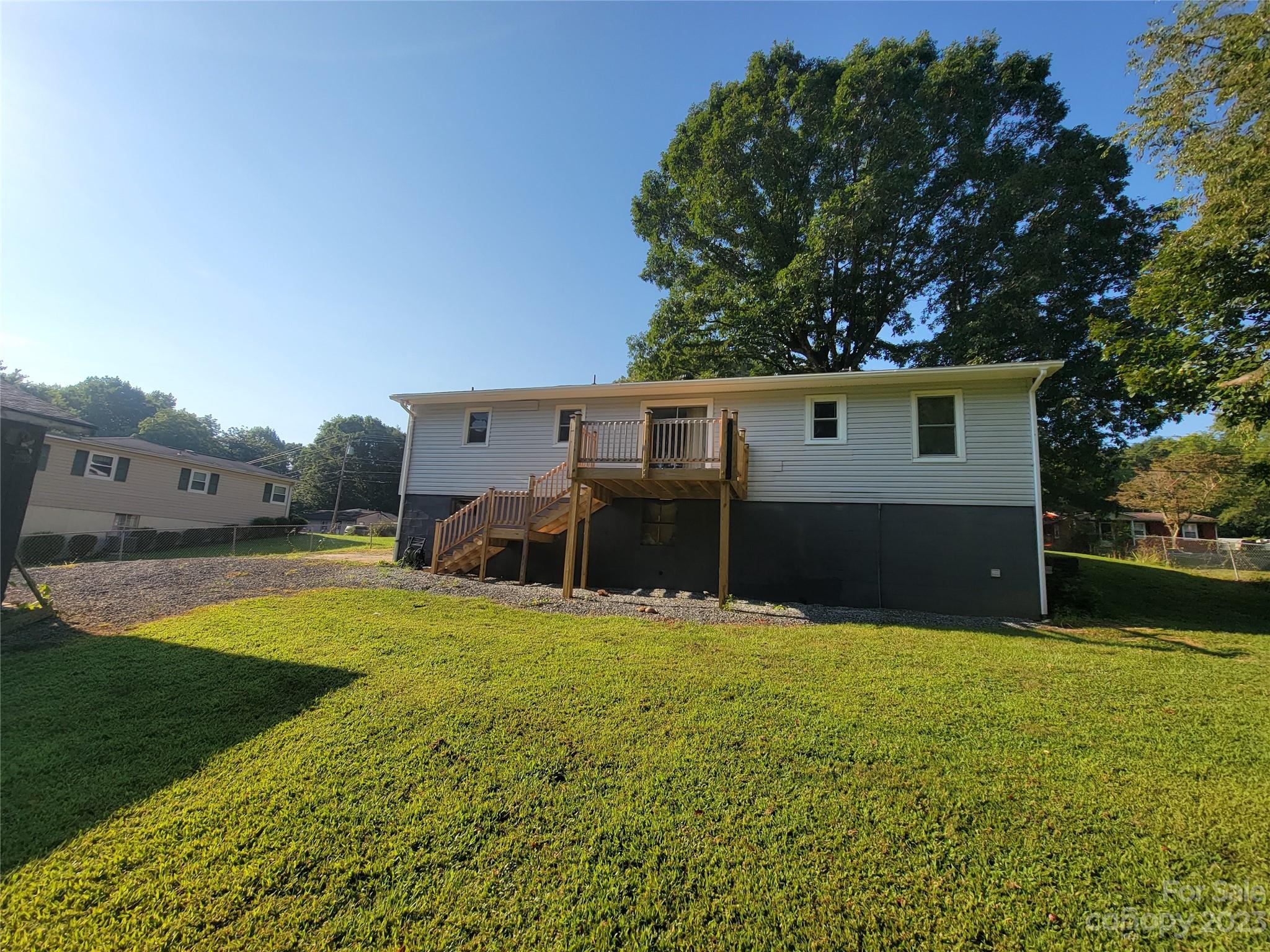 454 Swanson Road Lenoir, NC 28645 - Photo 7 of 40 Gallery Image 7