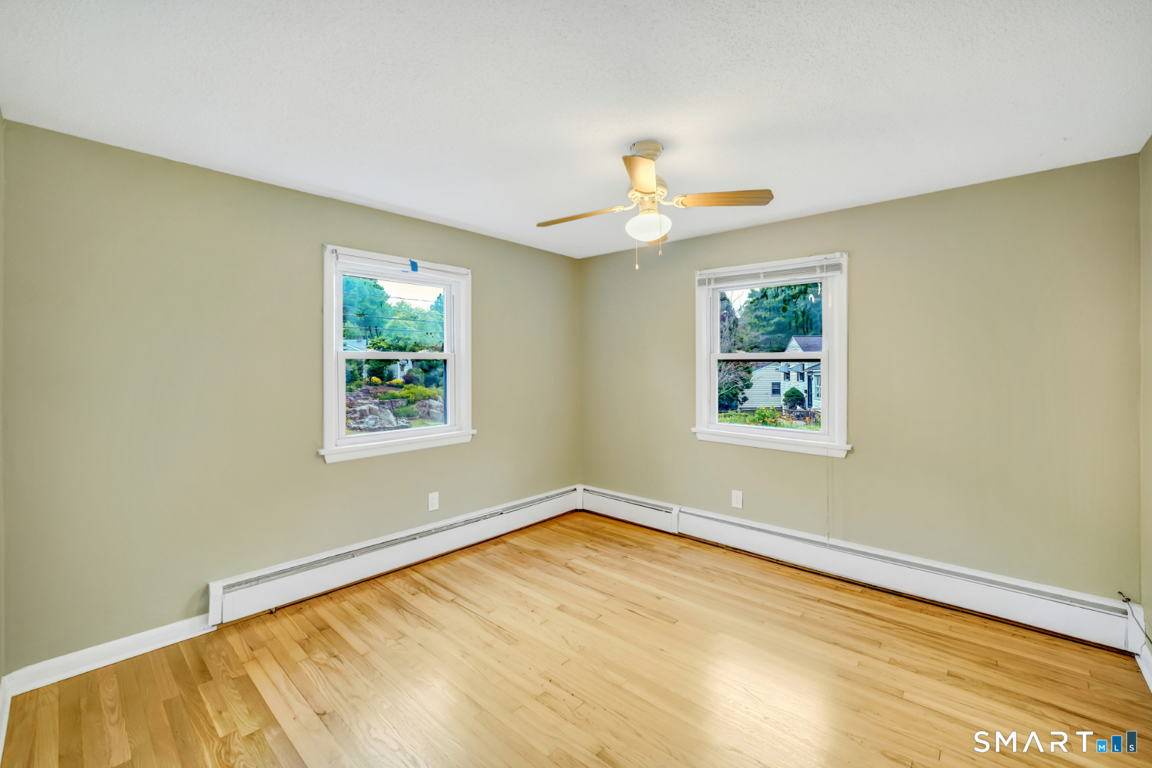 71 Devonwood Drive Waterbury, CT 06708 - Photo 5 of 9
