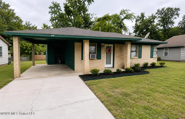 $57,000 | 1258 Glendale Circle, Greenwood, MS 38930