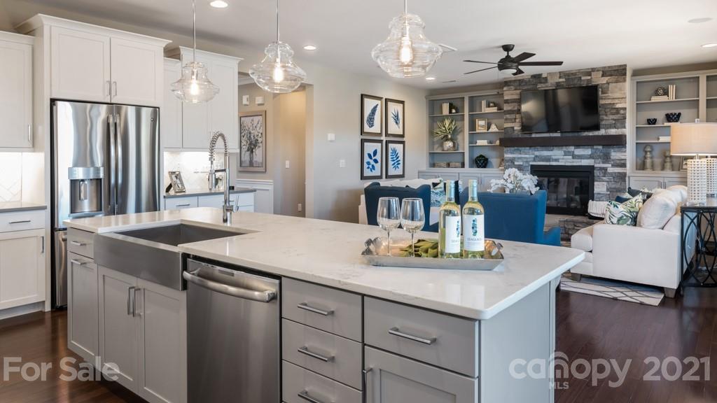 15131 Shallow Ridge Road, Unit 261 Charlotte, NC 28278 - Photo 14 of 31 Gallery Image 14