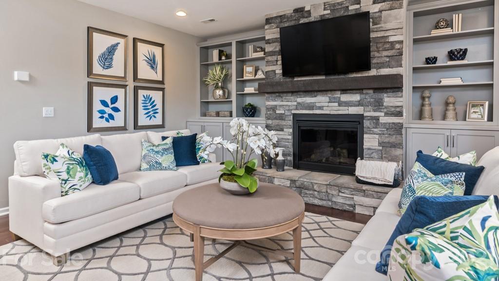 15131 Shallow Ridge Road, Unit 261 Charlotte, NC 28278 - Photo 17 of 31 Gallery Image 17