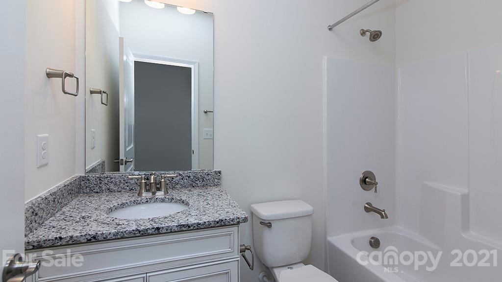 15131 Shallow Ridge Road, Unit 261 Charlotte, NC 28278 - Photo 25 of 31 Gallery Image 25