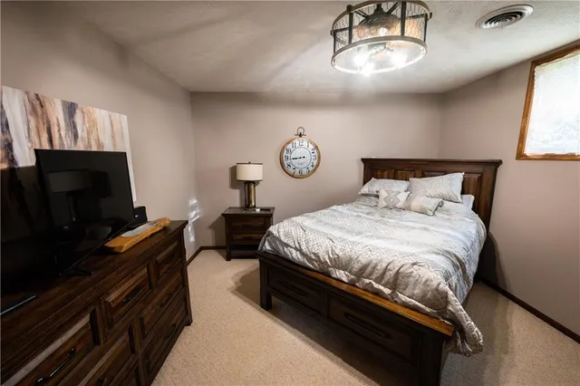 $1,390,000 | 25984 Outer Road, Rock Port, MO 64482