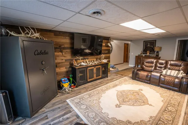 $1,390,000 | 25984 Outer Road, Rock Port, MO 64482