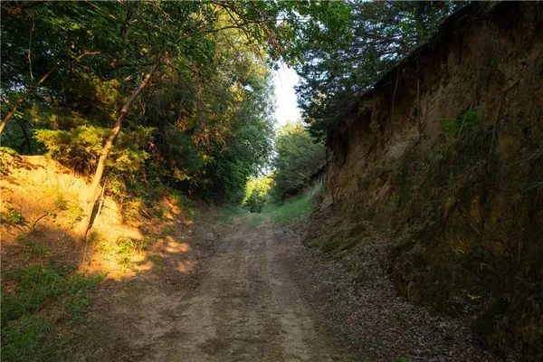 $1,275,000 | 25984 Outer Road, Rock Port, MO 64482