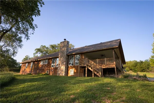 $1,275,000 | 25984 Outer Road, Rock Port, MO 64482