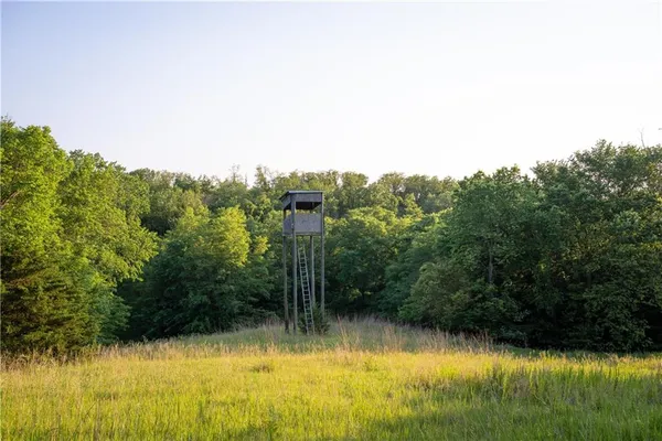 $1,275,000 | 25984 Outer Road, Rock Port, MO 64482