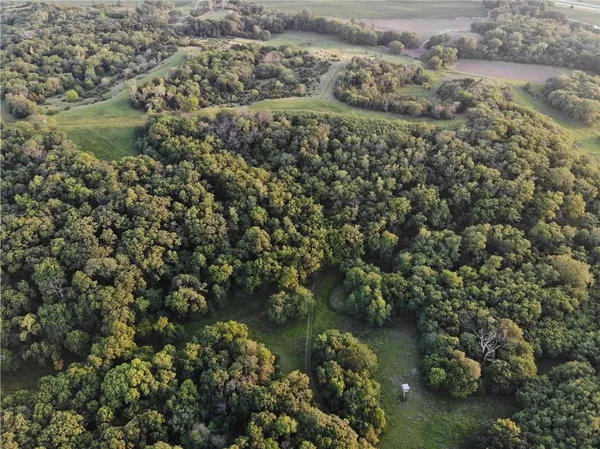 $1,275,000 | 25984 Outer Road, Rock Port, MO 64482