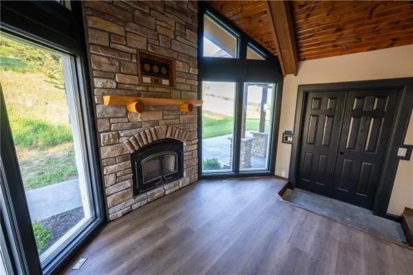 $1,275,000 | 25984 Outer Road, Rock Port, MO 64482