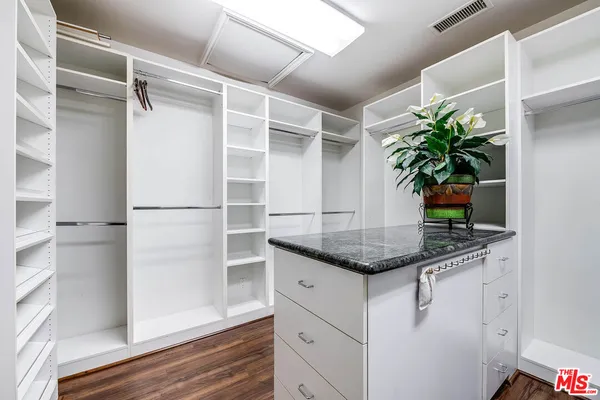 $14,500 | 4063 Benedict Canyon Drive, Sherman Oaks, CA 91423