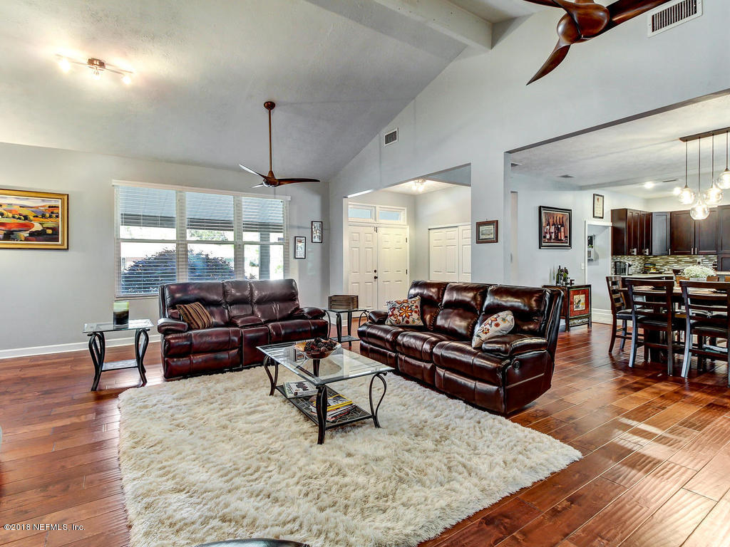 934 Waterman Road South Jacksonville, FL 32207 - Photo 7 of 52 934 Waterman Rd S Jacksonville-MLS_Size-