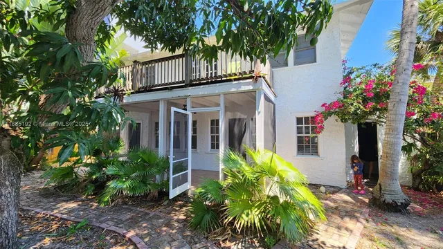 $1,790 | 315 Eucalyptus Street, Unit 6, West Palm Beach, FL 33401