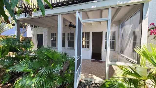 $1,790 | 315 Eucalyptus Street, Unit 6, West Palm Beach, FL 33401