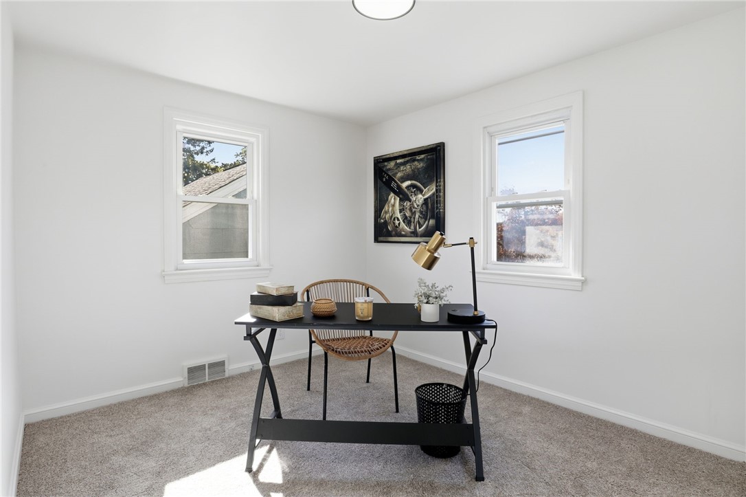 241 Haddon Road Greece, NY 14626 - Photo 12 of 29