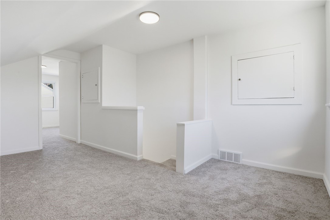 241 Haddon Road Greece, NY 14626 - Photo 20 of 29