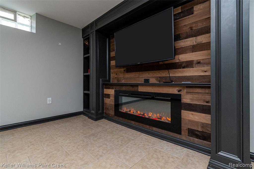 3515 Durham Road Royal Oak, MI 48073 - Photo 32 of 46