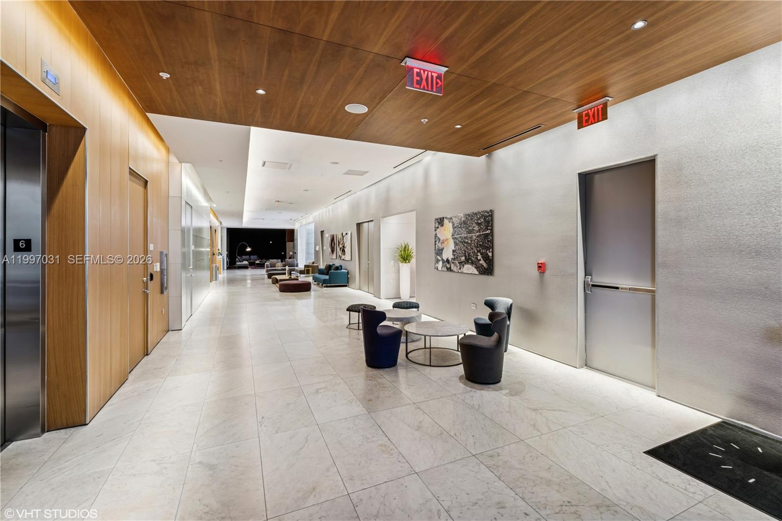 88 Southwest 7th Street, Unit 1804 Miami, FL 33130 - Photo 7 of 39