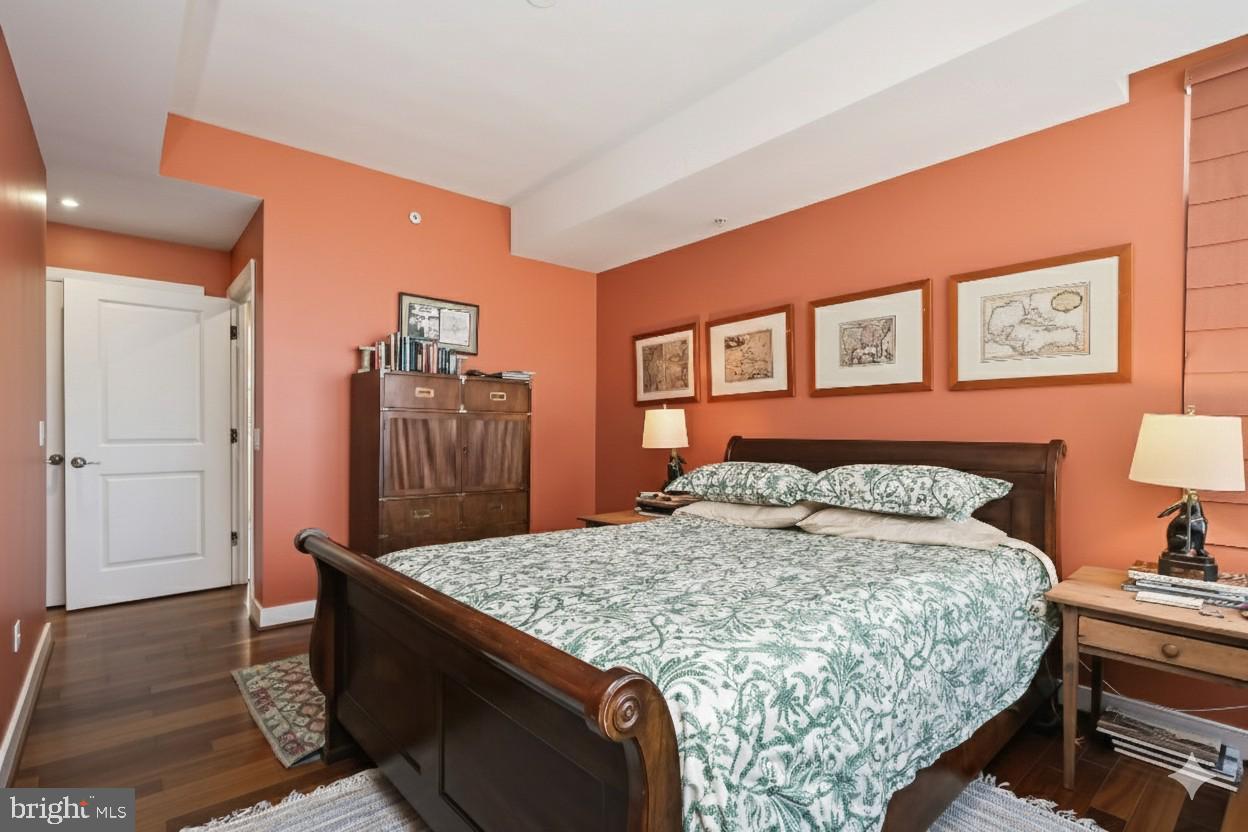 2425 L Street Northwest, Unit 303 Washington, DC 20037 - Photo 17 of 38 Primary Suite with dressing area