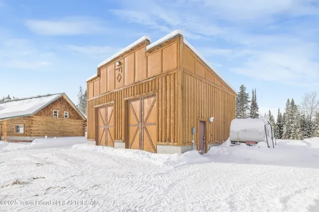 $2,999,000 | 807 Merna North Beaver Road, Daniel, WY 83115