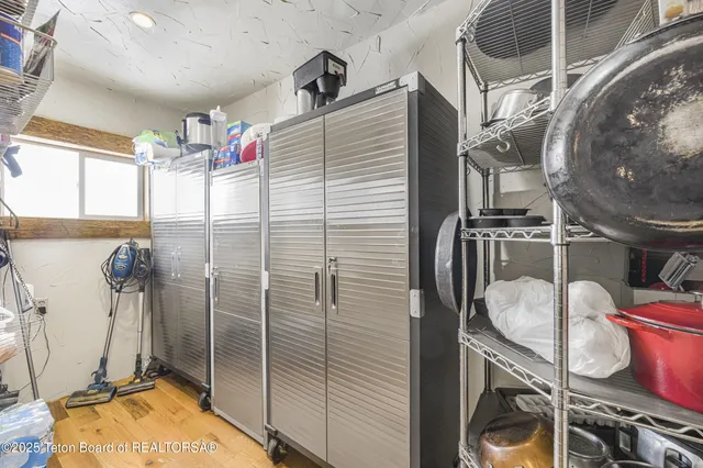 $2,999,000 | 807 Merna North Beaver Road, Daniel, WY 83115