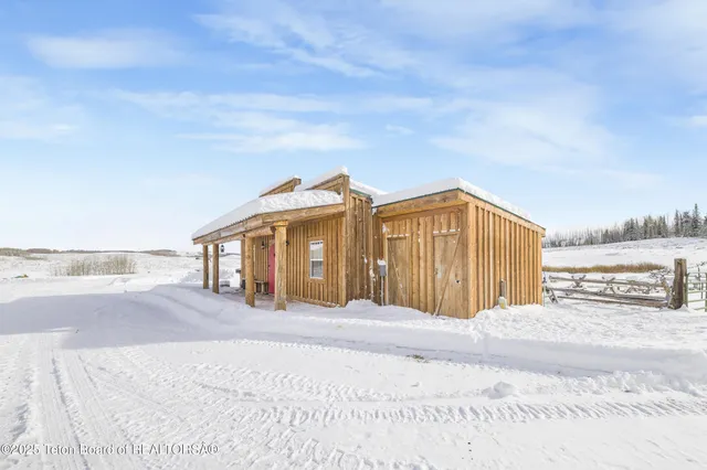 $2,999,000 | 807 Merna North Beaver Road, Daniel, WY 83115