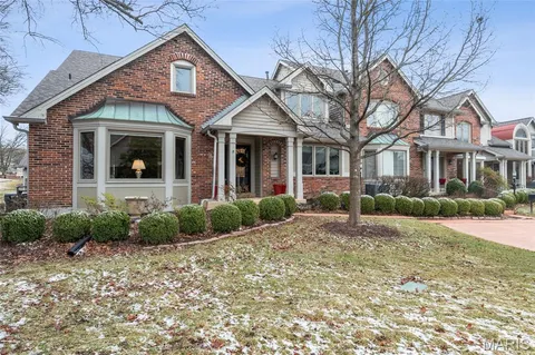 $739,000 | 14300 Open Meadow Court East, Chesterfield, MO 63017