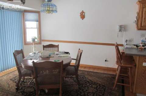 4520 Lone Road Freeland, MI 48623 - Photo 8 of 28 20429228-7.JPG