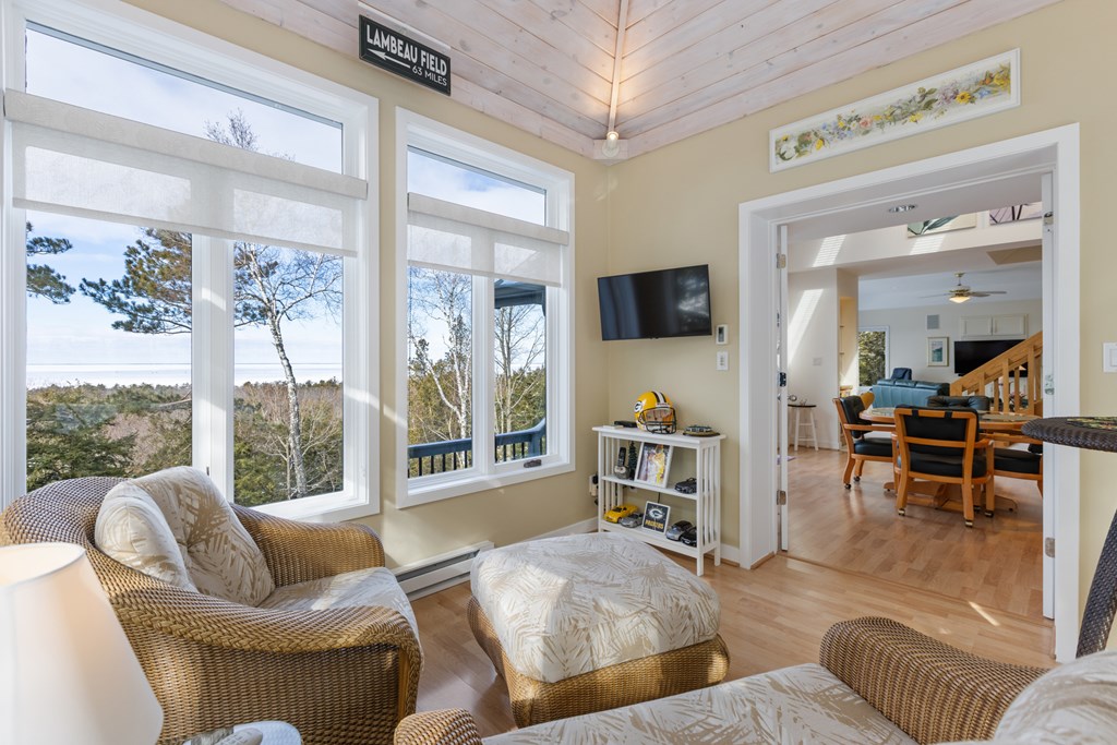 5939 Bluff Ledge Road Sturgeon Bay, WI 54235 - Photo 15 of 60 Gallery Image 15