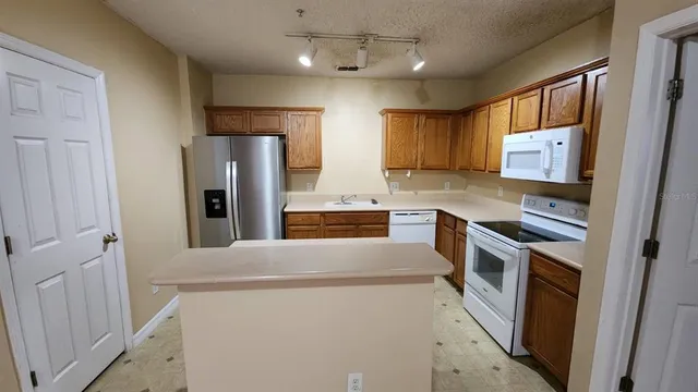 $1,950 | 9946 Tivoli Villa Drive, Orlando, FL 32829