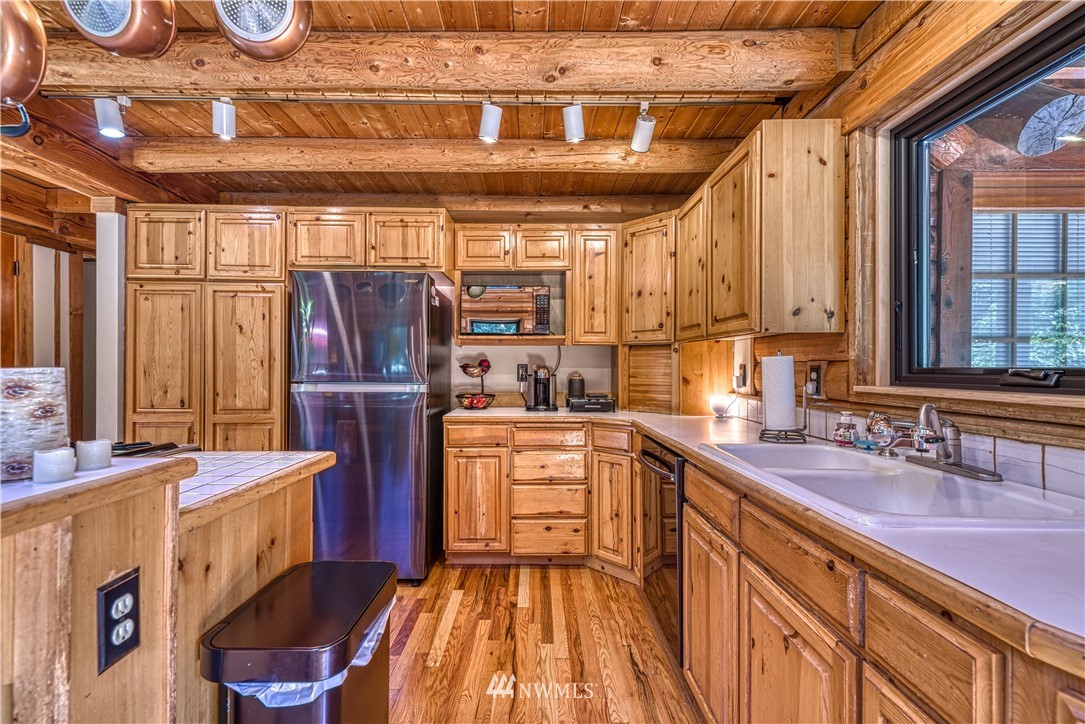 18554 Northwest Stavis Bay Road Seabeck, WA 98380 - Photo 12 of 37 Gallery Image 12