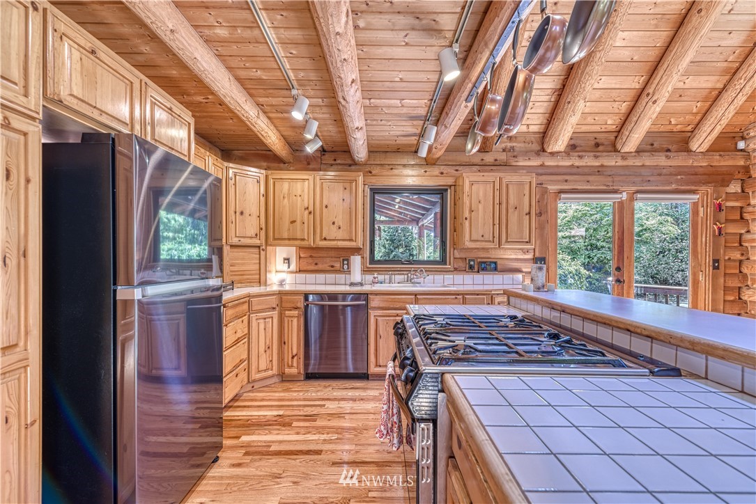 18554 Northwest Stavis Bay Road Seabeck, WA 98380 - Photo 16 of 37 Gallery Image 16