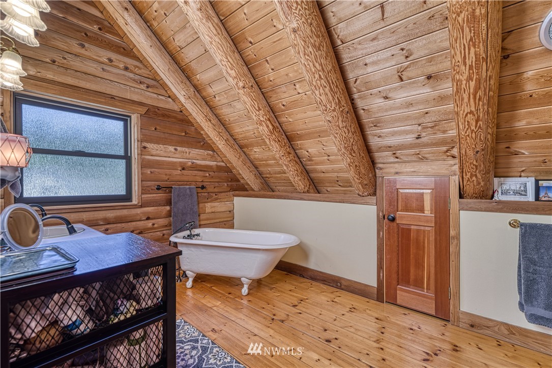 18554 Northwest Stavis Bay Road Seabeck, WA 98380 - Photo 26 of 37 Gallery Image 26
