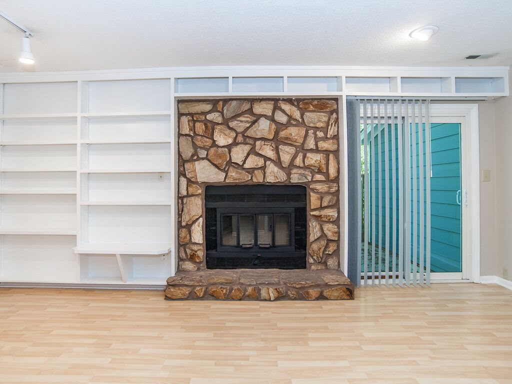 1509 Laureldale Drive Raleigh, NC 27609 - Photo 7 of 27 Photo 7