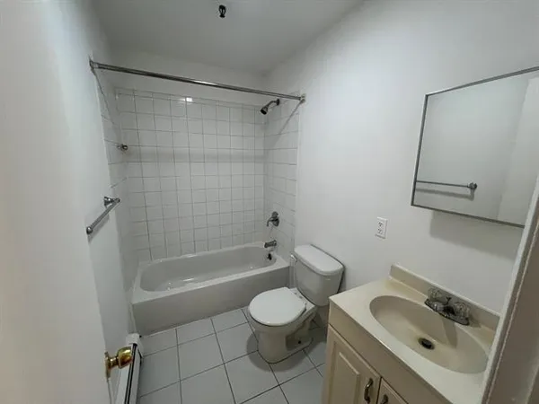 $4,200 | 58 Madison Street, Unit 2, Hoboken, NJ 07030