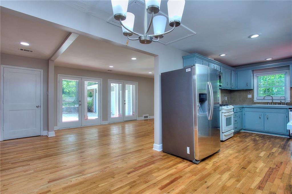 2067 Brockett Road Tucker, GA 30084 - Photo 12 of 38